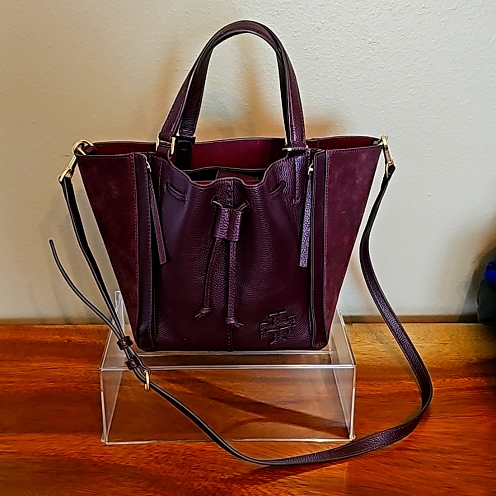 Tory Burch Elegant Purple Leather Tote Bag